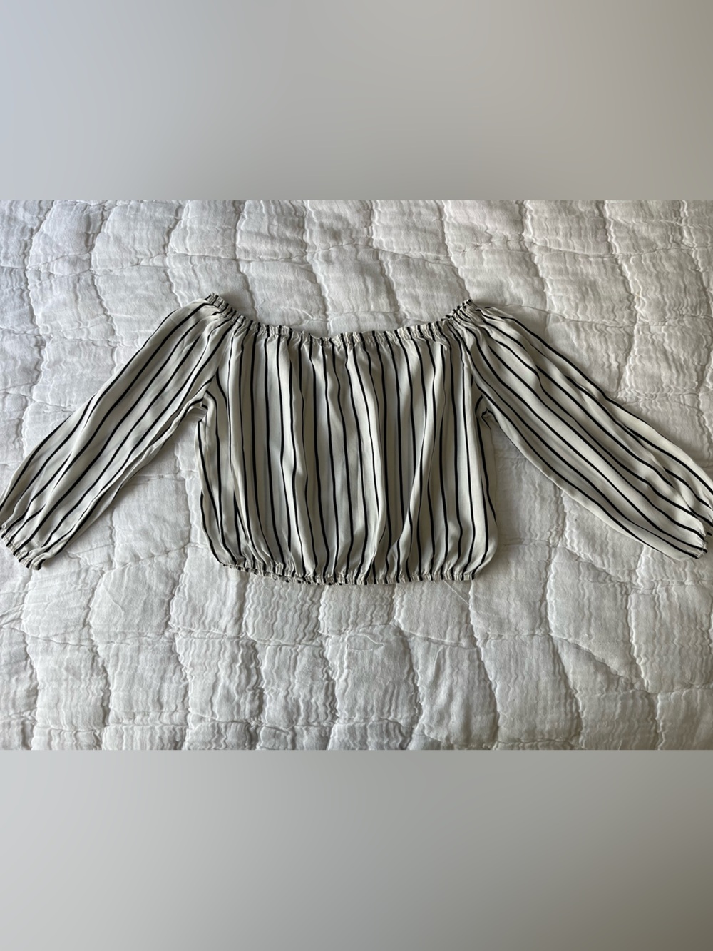 Brandy Melville Cropped Off the Shoulder Top